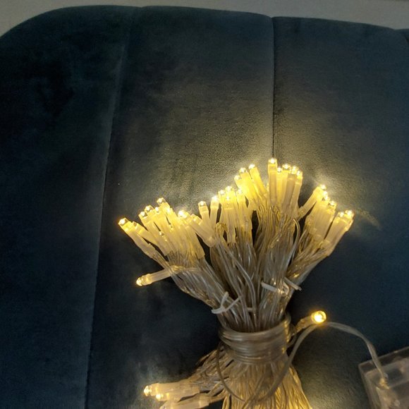 Merkury Cascading Curtain Led Lights DOUBLE A BATTERIES - Picture 2 of 8